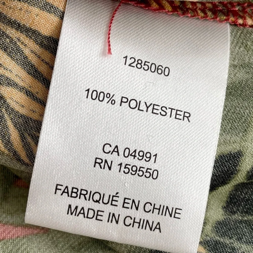 NWT Maison d’Amelie Paris Coral Tropical Print Cap-Sleeve V-Neck Blouse Top New - Picture 10 of 11
